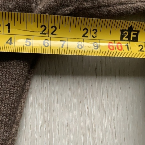 Kier & J Cashmere Sweater brown turtleneck side slits super soft size L - Picture 10 of 13